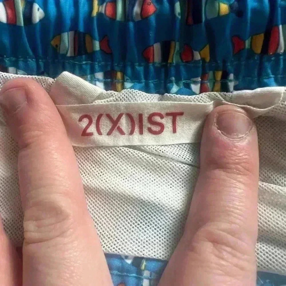 Men’s 2(X)ist Fish Pattern Swim Trunks Size  Large - Picture 5 of 6